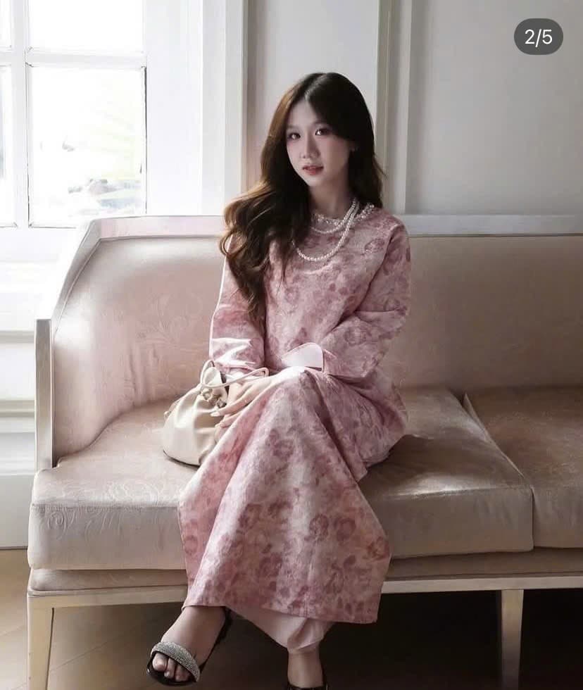 AD63 Minh Châu hồng
