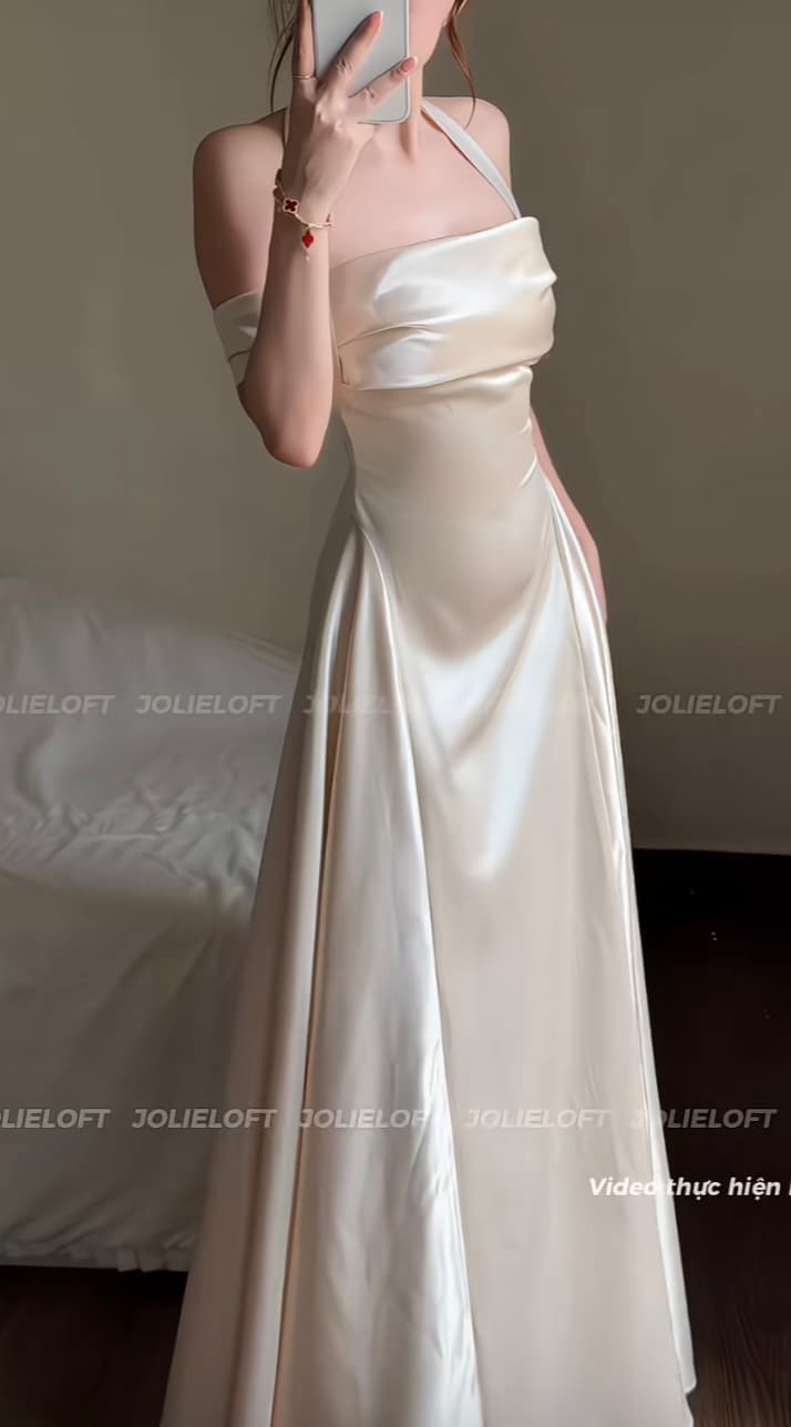 Lyra dress
