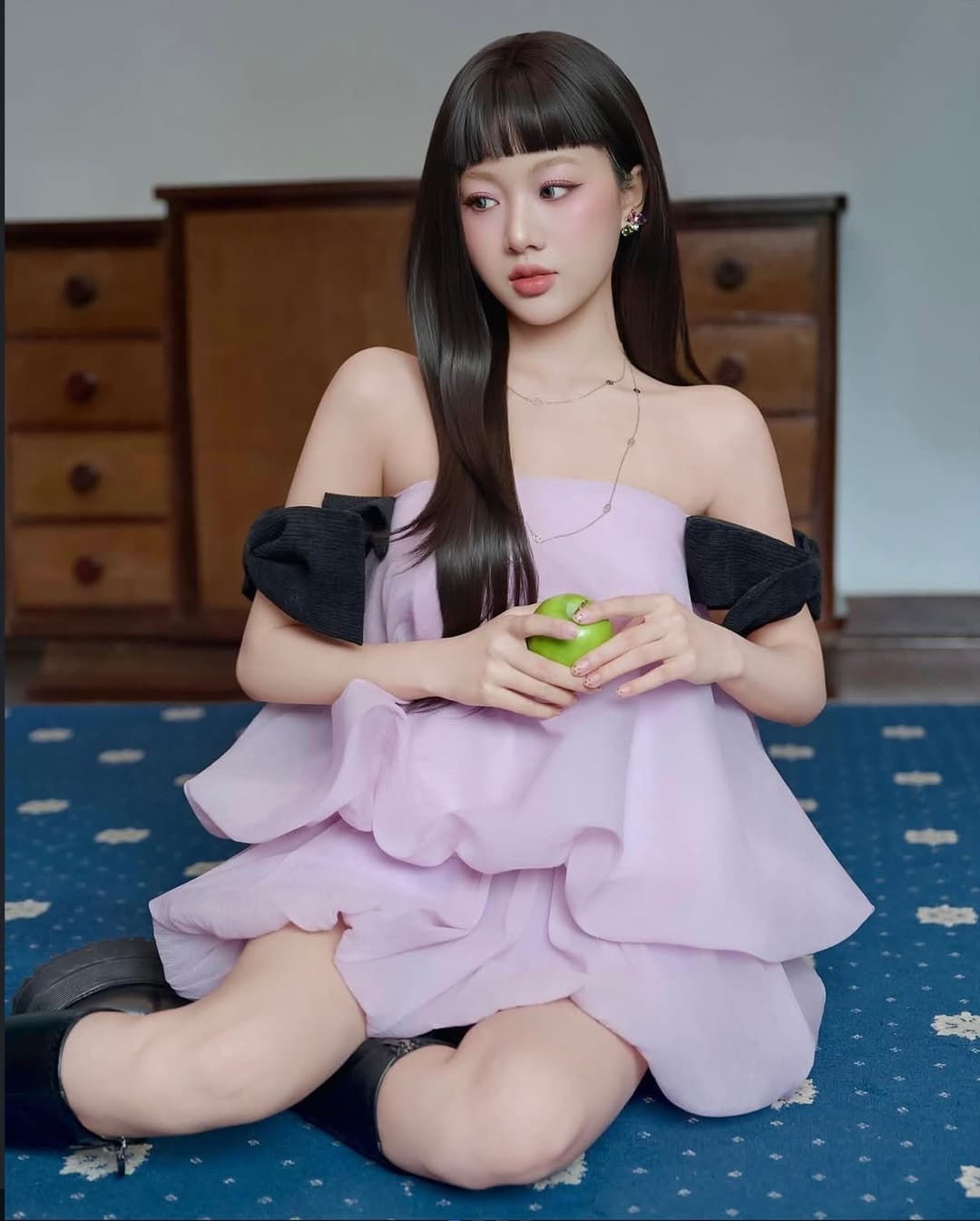 Amber set