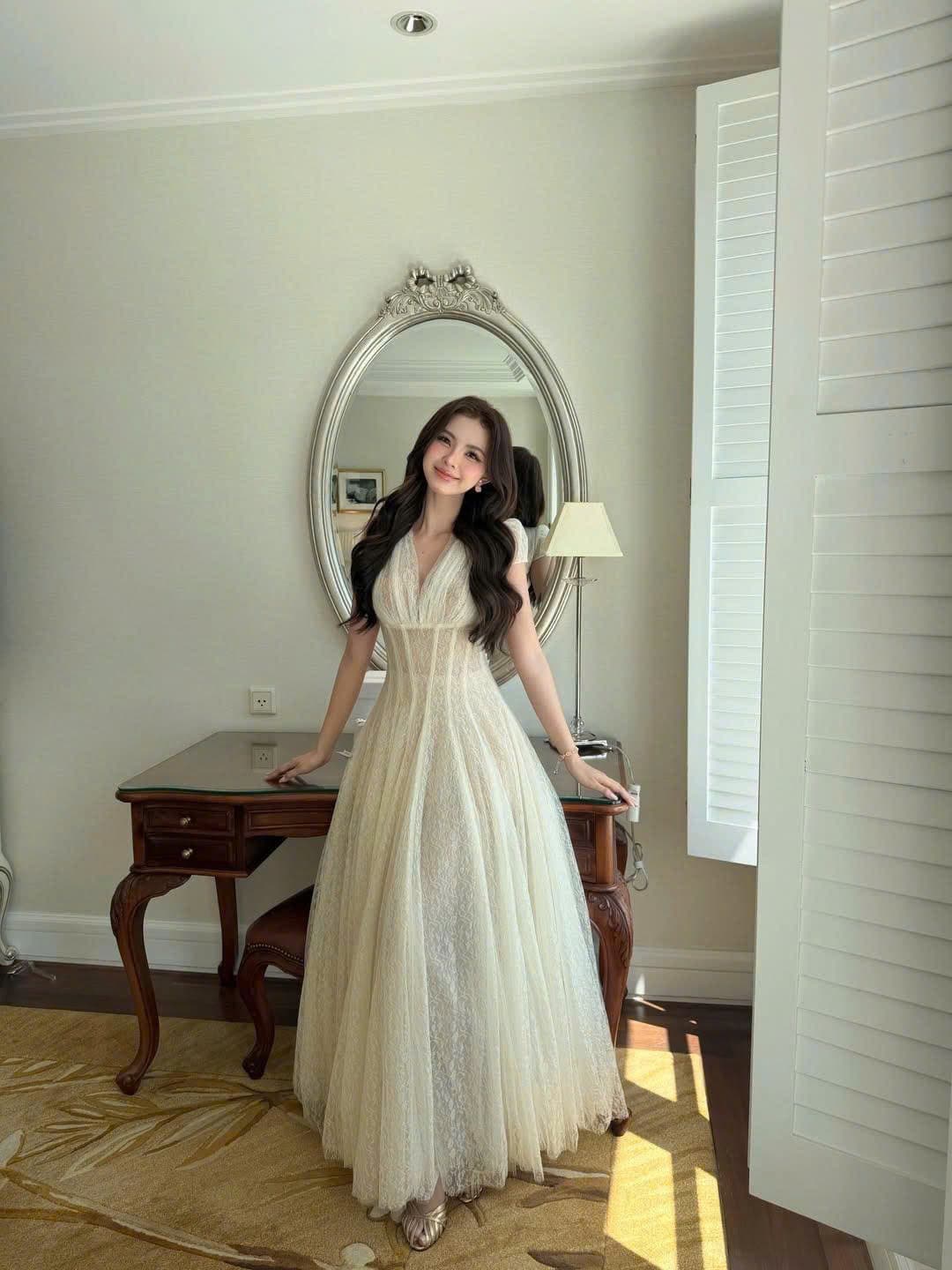 Acelia Dress Trắng